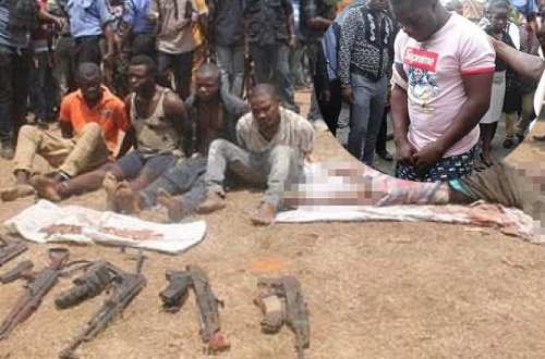 200 nəfərin qatilini küçədə sürüdülər - VİDEO