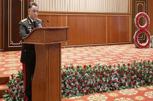Ramil Usubov qadın polisləri belə təbrik etdi - FOTO