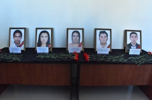 Faciəvi qəzada ölən tələbələr dəfn olundu