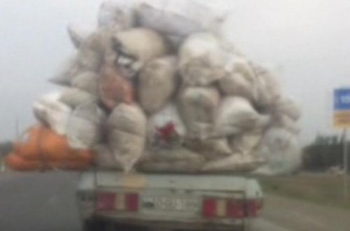 Azərbaycanda qarışqanın rekordunu təzələyən sürücü - VİDEO