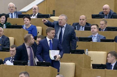 Jirinovski SÖZ VERDİ: “Kremlə gəlib sizi asacağam!” - VİDEO