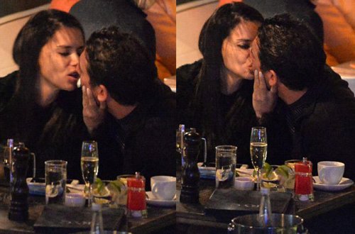 Adriana özündən 8 yaş kiçik sevgilisi ilə dodaq-dodağa - VİDEO