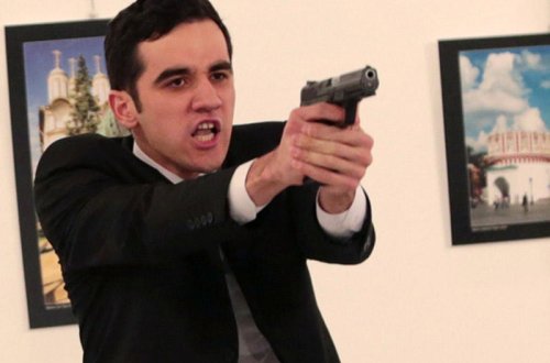 Öldürüldükdən sonra bankda adına hesab açıldı - Karlovun qatili 