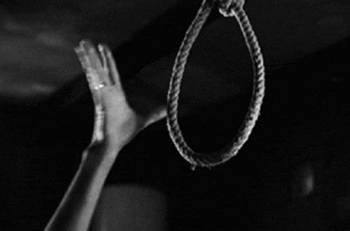 Azərbaycana qonaq gələn 17 yaşlı qız intihar etdi