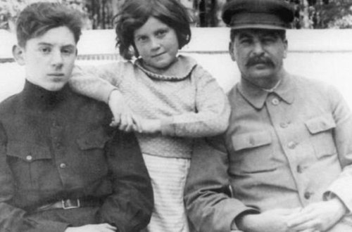 Stalinin əsir düşən oğlu Yakov Cuqaşvili - Səddam Hüseynin atasıdırmı? - FOTOLAR