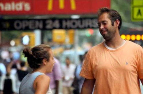 Evsiz qalmamaq üçün hər gecəni bir qadınla keçirir - FOTOLAR