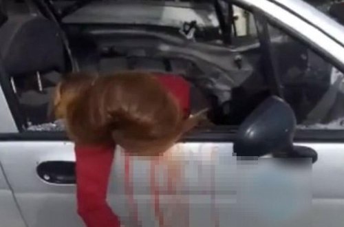 Sosial şəbəkədə canlı yayım aparan qız FACİƏYƏ səbəb oldu: özü öldü, 6 nəfər yaralandı - VİDEO