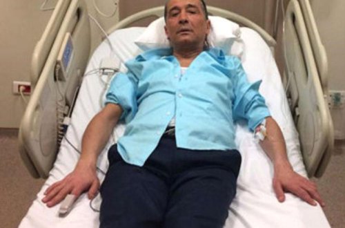 Tanınmış aparıcı canlı yayımda infarkt keçirtdi - VİDEO