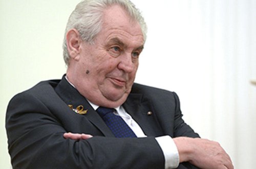 Çexiya prezidentinə porno tələ qurulubmuş