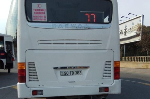 Bakıda avtobus sürücüsünün özbaşınalığı - Marşrutdan çıxdı, sərnişinləri yola atdı - FOTO