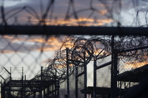 Qadın məhbus həbsxanada dünyasını dəyişib