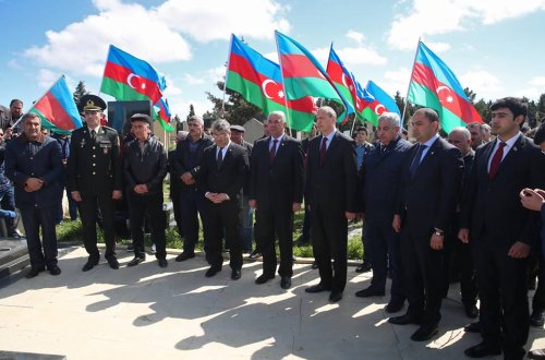 Binəqədi rayonunun şəhidi Fəxrəddin Qurbanlının il mərasimi keçirilmişdir.