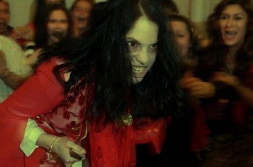 “Cini çıxarılan” Əzəmətin başına gələn DƏHŞƏTLƏR: insanları hipnozla zorlayan cindar - VİDEO (18+)