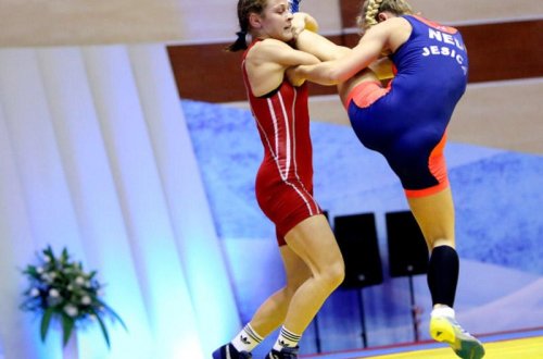 Qadın güləşçilərimizdən ikisi ilk beşlikdə - REYTİNQ