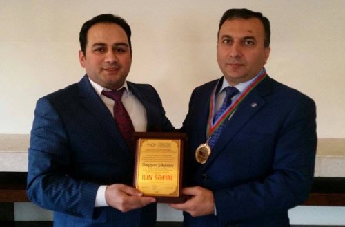 Daşqın Şikarov “İlin Səfiri” seçildi – MÜKAFAT BƏƏ-də TƏQDİM OLUNDU+FOTO