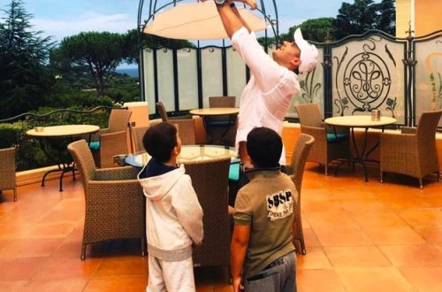 Emin Əminəni belə təbrik etdi: 