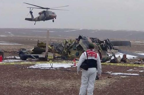Türkiyədə içində 11 polis olan helikopter qəzaya düşdü – SON DƏQİQƏ