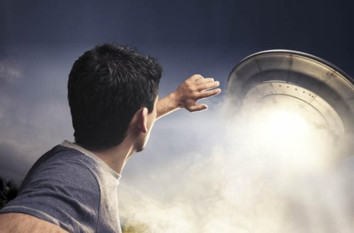 Yadplanetlilərin 40 il əvvəlki insan oğurluğu - ƏRAZİDƏN QEYRİ-ADİ MADDƏ TAPILDI