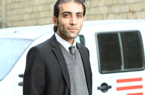 Jurnalist intihar həddinə çatdı: “Bu gün Abşeron RİH-in qabağında yandıracağam” – DETALLAR