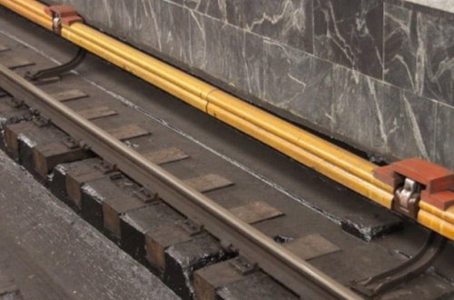 Bakı metrosunda FACİƏ: sərnişin komaya düşdü - FOTO