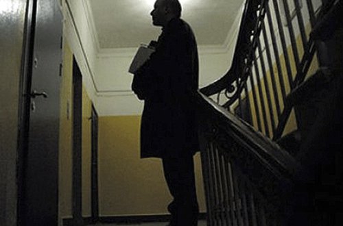 Başqasının mənzilinə 