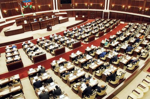 Milli Məclisdə SİQARET QADAĞASI