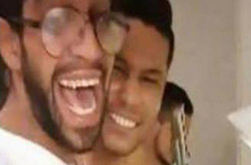 Sərxoş qadına Facebook-un canlı yayımında təcavüz etdilər - VİDEO