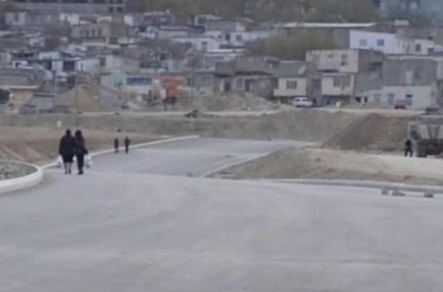 Bakının mərkəzində yeni salınan yol niyə əyridir? - VİDEO