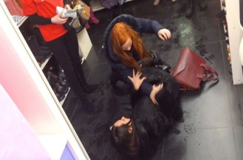 Bakıda tələbə qızlar arasında DAVA: Yaralı var