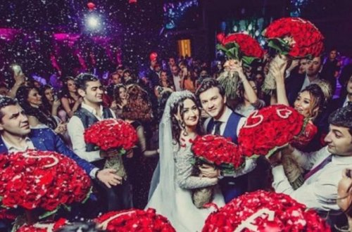 Atasının işdən qovulmasına səbəb olan Aysel sosial şəbəkədən də getdi