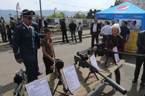 Ermənilər Azərbaycanda parad keçirdi - TƏXRİBAT
