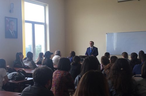 Batumidə ümummilli lider Heydər Əliyevin xatirəsi ehtiramla yad edilib - FOTOLAR