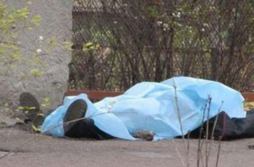 Bakıda binanın zirzəmisində İYRƏNC ƏMƏL: 45 yaşlı qadın qan içində...