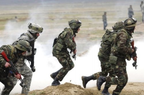 Cəbhədə GƏRGİN GECƏ: Ermənilər qumbaraatanları işə saldı