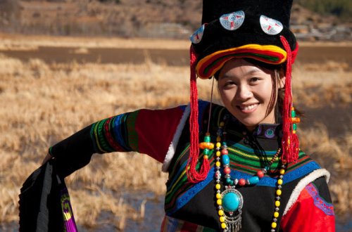 13 yaşlı çinli qızların “İNTİM OTAĞ”I: çoxsaylı kişi, səhərədək eşq və itlə... - FOTOLAR