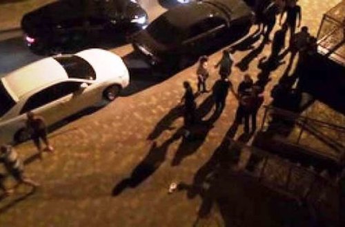 Bakıda söyüşə görə DAVA: 4 nəfər bir kişini...