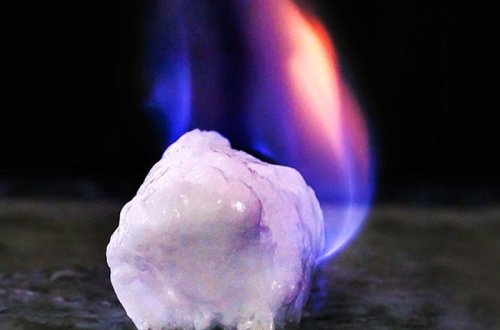 Enerji bazarında inqilab: yanar buz çıxarıldı - VİDEO