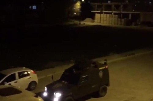 Polis maşınından edilən anons eşidənləri güldürdü - VİDEO