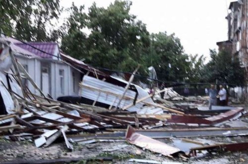 Azərbaycanda qasırğa böyük ziyan vurdu - VİDEO