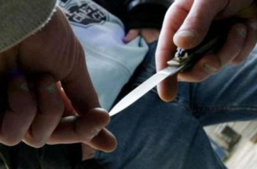 500 manata görə xalası oğlunu ürəyindən bıçaqladı – Biləsuvarda qanlı olay