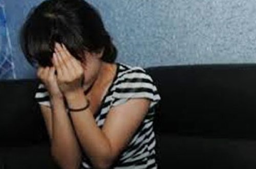 RÜSVAYÇILIQ! Xala 12 yaşlı qızını fahişəliyə göndərdi, sonra da... - VİDEO