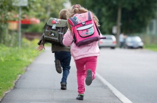 Azərbaycanda qandonduran hadisə! Məktəbli qızı maşın vurdu - Dərsdən qayıdırmış...