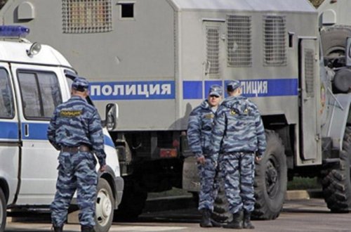 Sankt-Peterburqda metro stansiyası bağlandı - BOMBA TƏHLÜKƏSİ