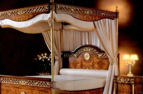 Dövlət başçılarının YATAQ SƏRGÜZƏŞTLƏRİ: 100 minlik çarpayı və hər gecə birində... - FOTOLAR