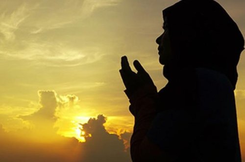 Dinin QADINLARA buyurduğu halal peşələr - FAKTLAR