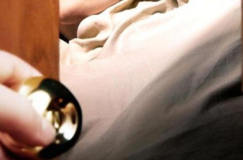 RÜSVAYÇILIQ! İllərdir qonşusu ilə sevgili olan arvad ərini belə aldadırmış - ÜRƏK DAĞLAYAN FACİƏ - Azərbaycanda