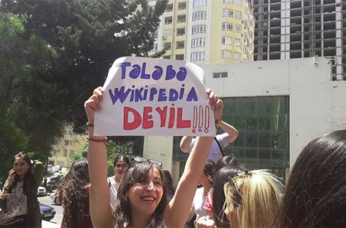 SON DƏQİQƏ! Tələbələrin aksiyasından sonra imtahanlar LƏĞV EDİLDİ