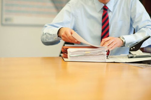 “Amrahbank” və “AGBank” niyə audit hesabatını açıqlamırlar?