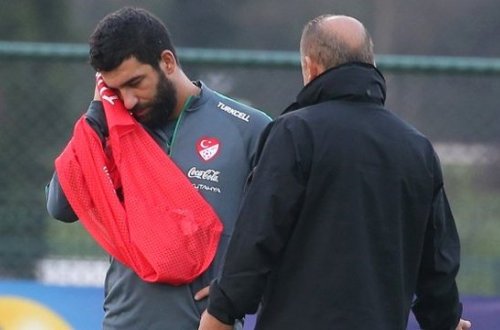 Arda Turan Türkiyə millisindən qovuldu