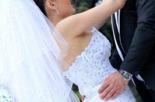 Utancaq gəlin bəyi özündən çıxardı - O, işi görə bilmədi - VİDEO